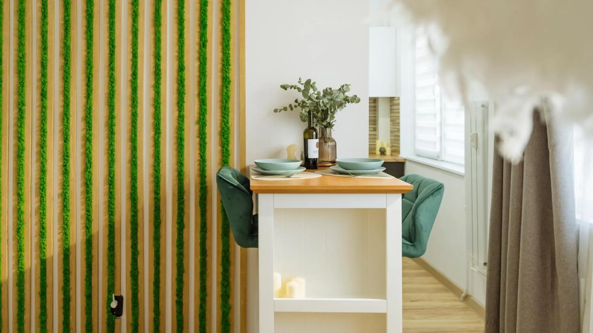 Sunset Rooftop Apartment Near Baba Novac Bucarest