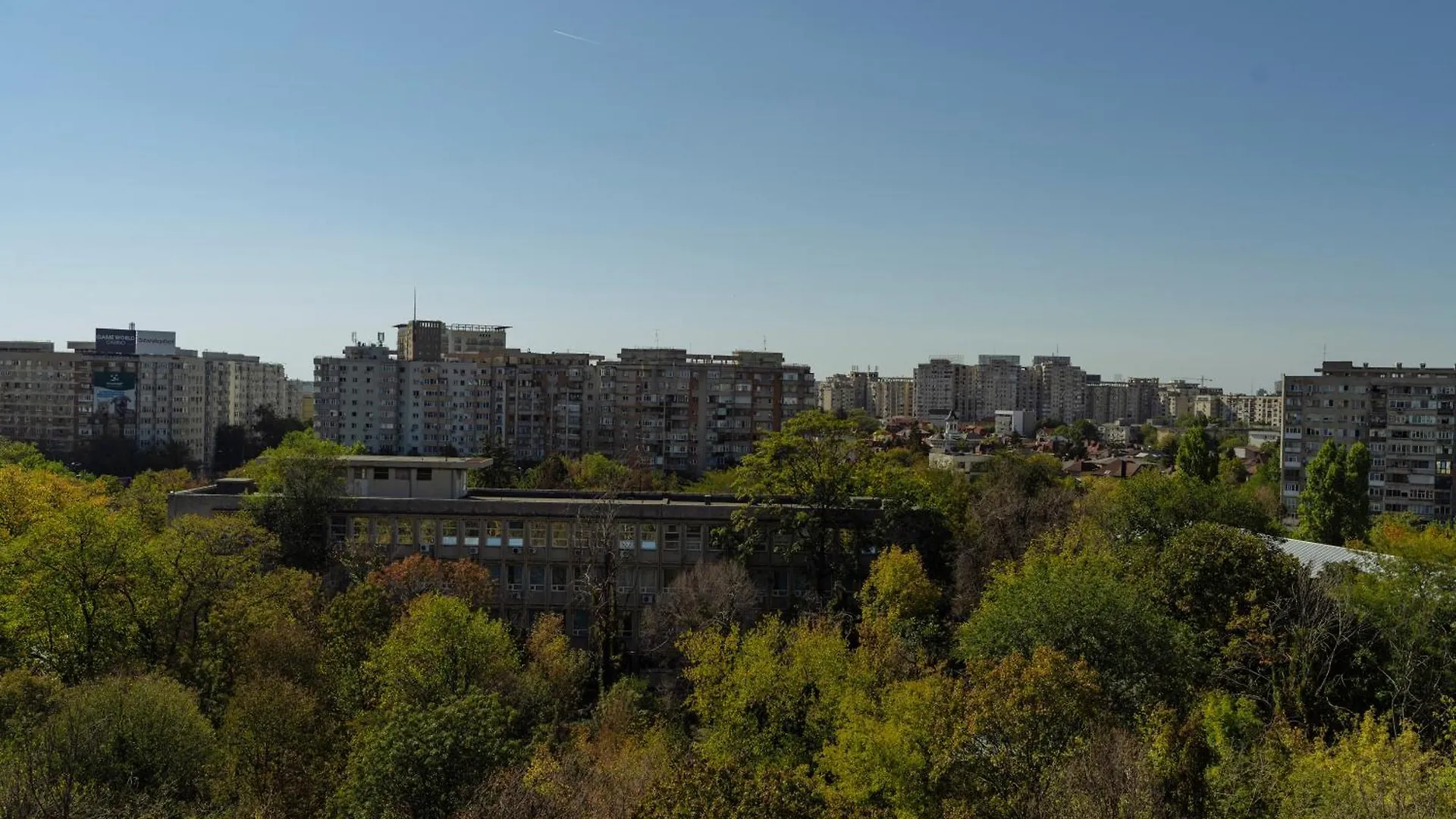 Sunset Rooftop Apartment Near Baba Novac Bucharest 0*,