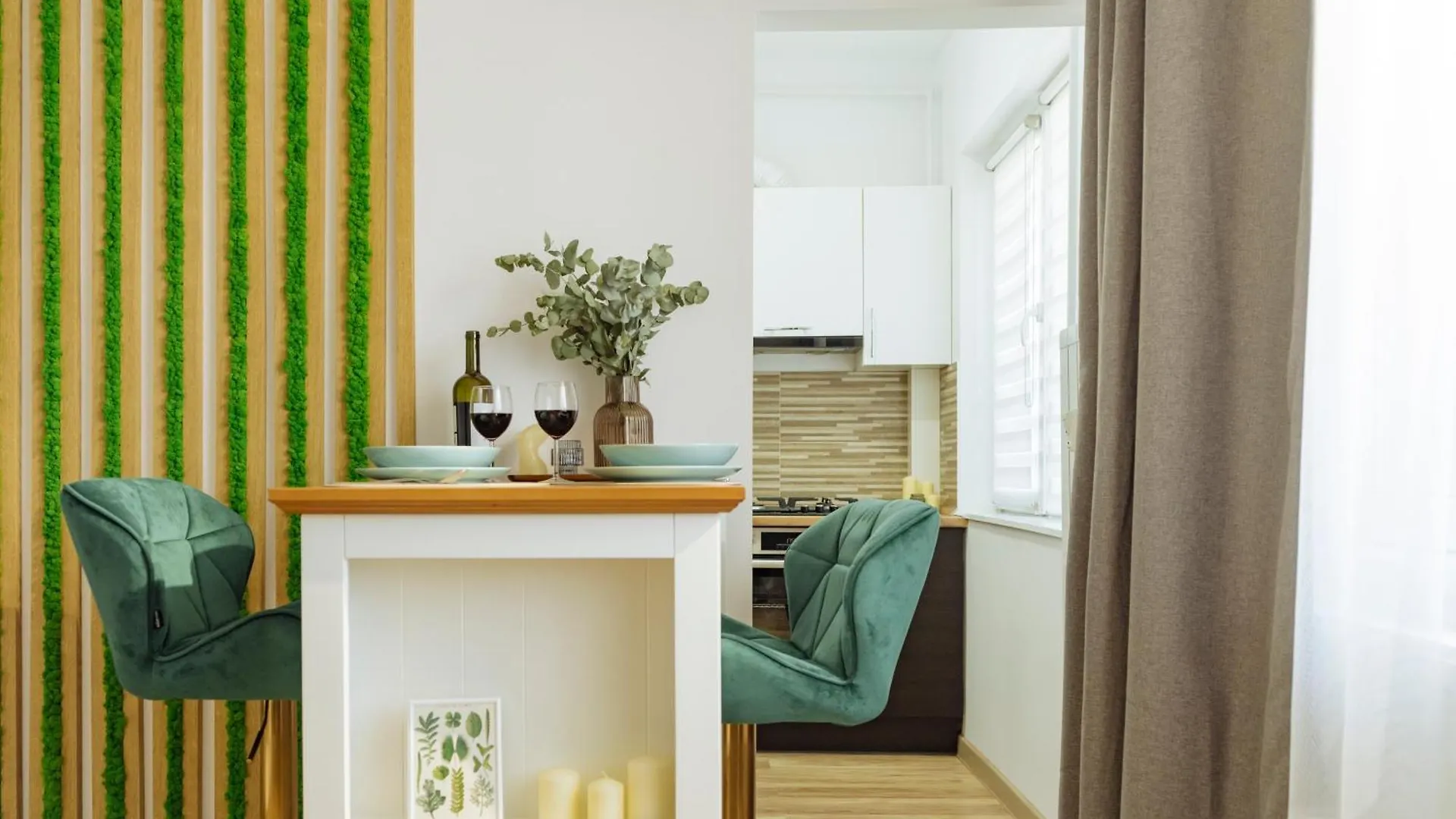 Sunset Rooftop Apartment Near Baba Novac Bucharest